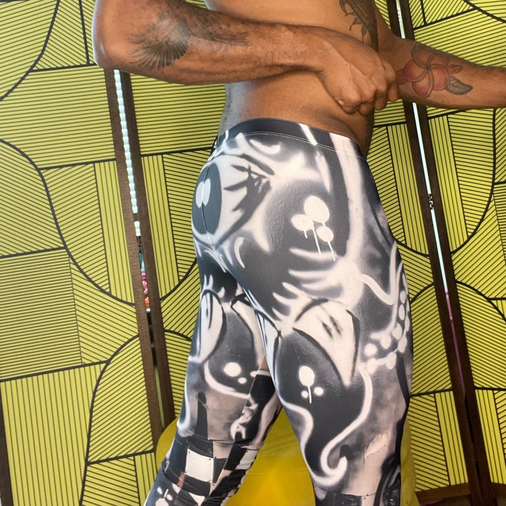Graffiti Tights Leggings